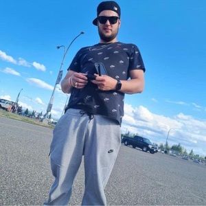 Meet your Posher, Dylan